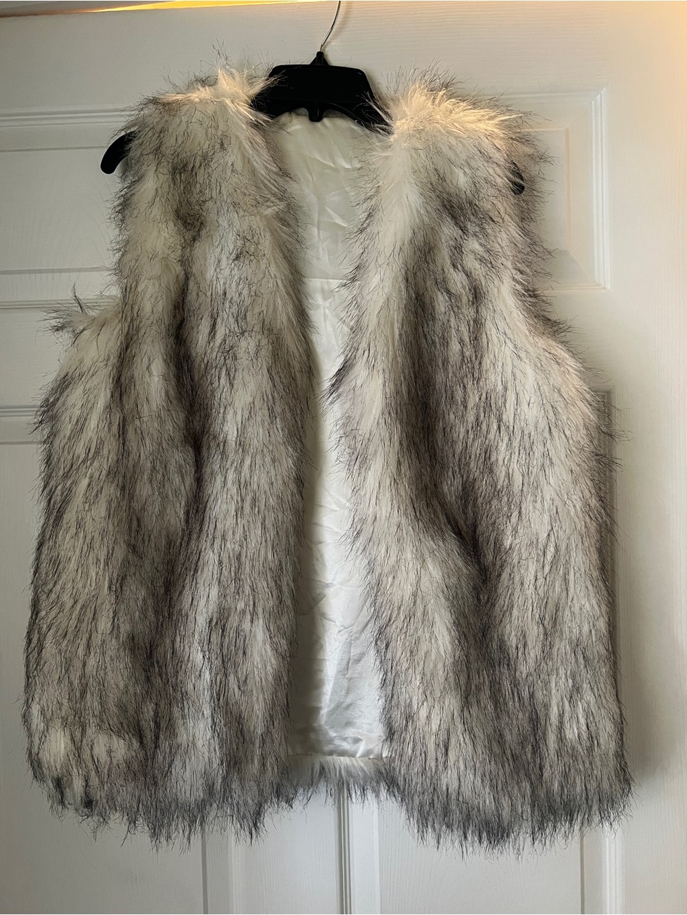 Faux Fur Vest - Gray & White Sleeveless Jacket
